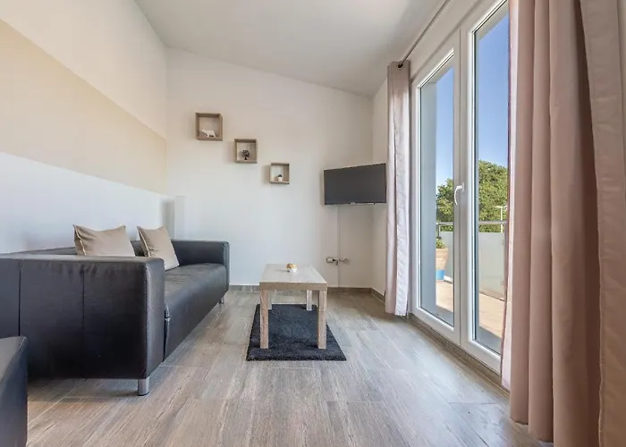 Luka * Vrana (Zadar)