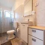 Apartment Luka *